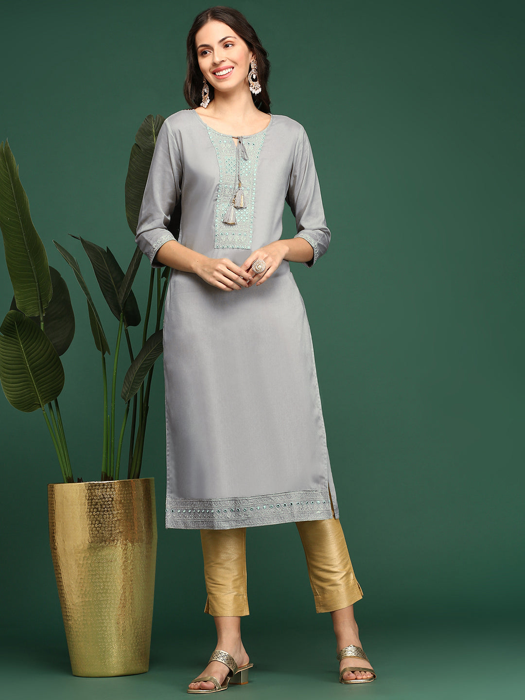 Women Printed Grey Straight Kurta