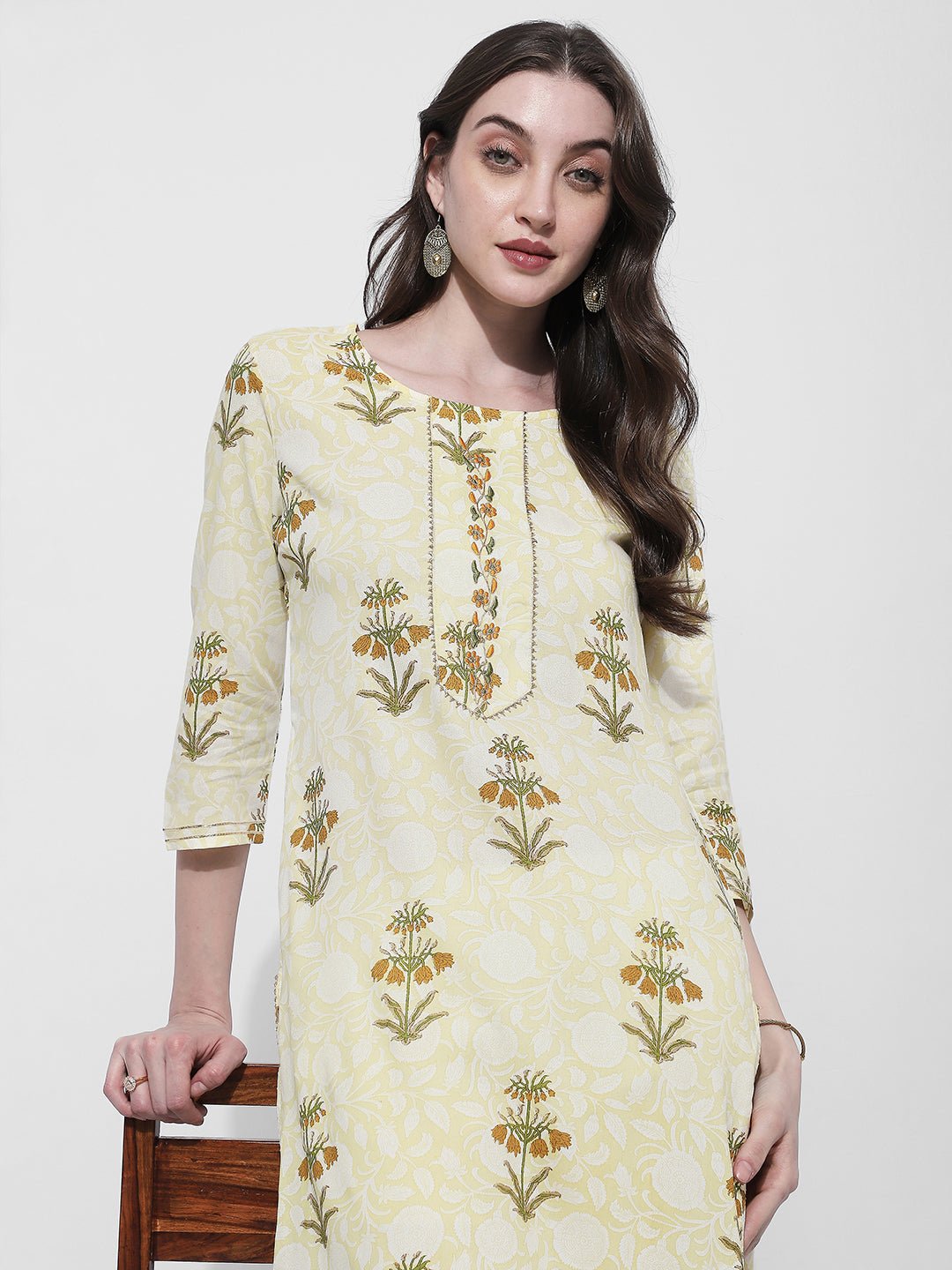 Women's Floral Printed Yellow Straight Kurta