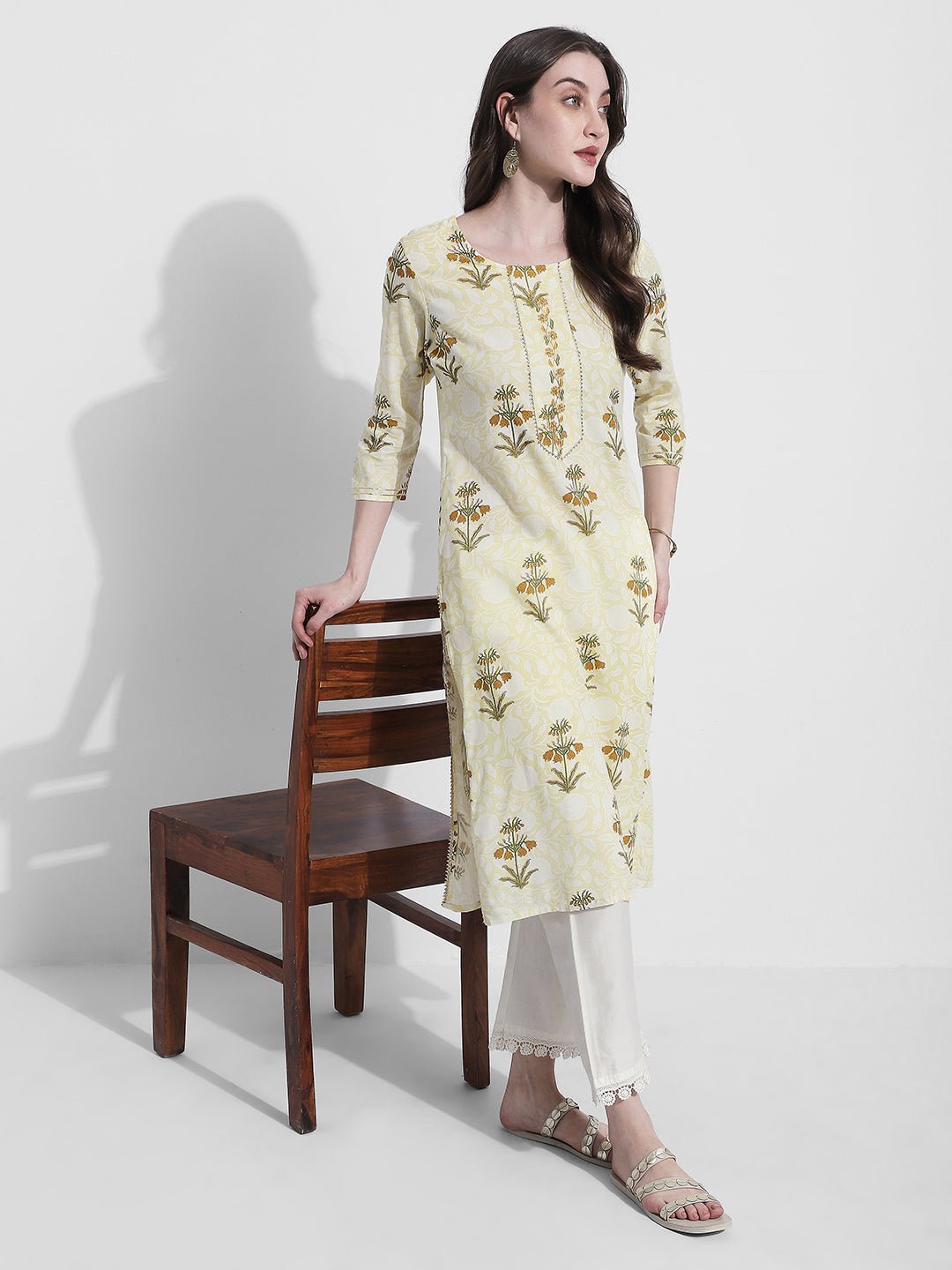 Women's Floral Printed Yellow Straight Kurta