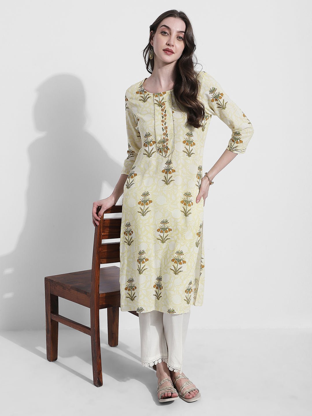 Women's Floral Printed Yellow Straight Kurta