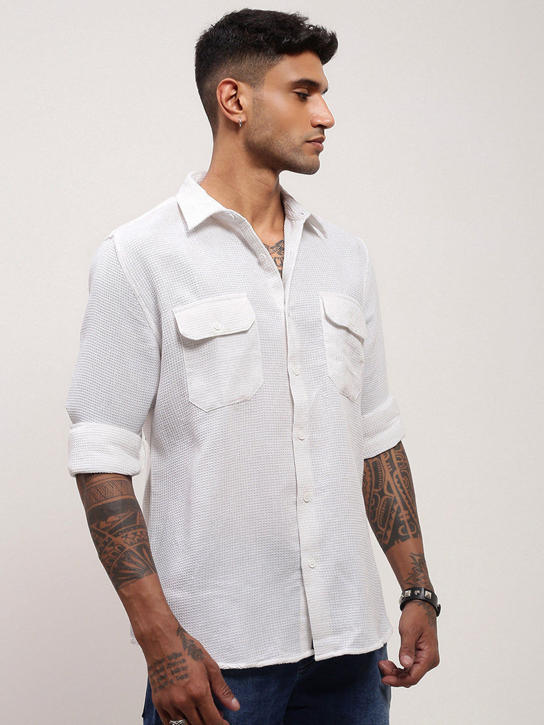 Men White Solid Slim Fit Shirt