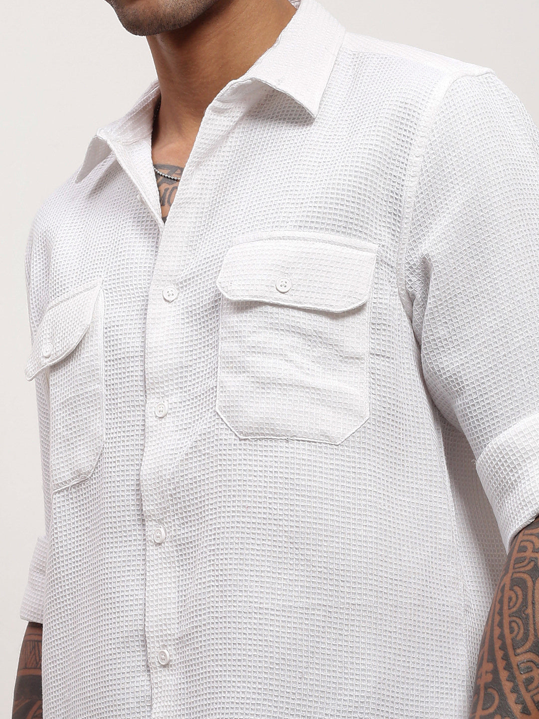 Men White Solid Slim Fit Shirt