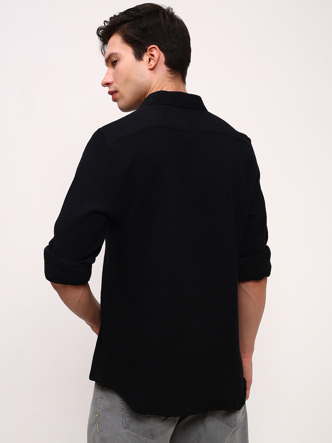 Men Black Solid Slim Fit Shirt