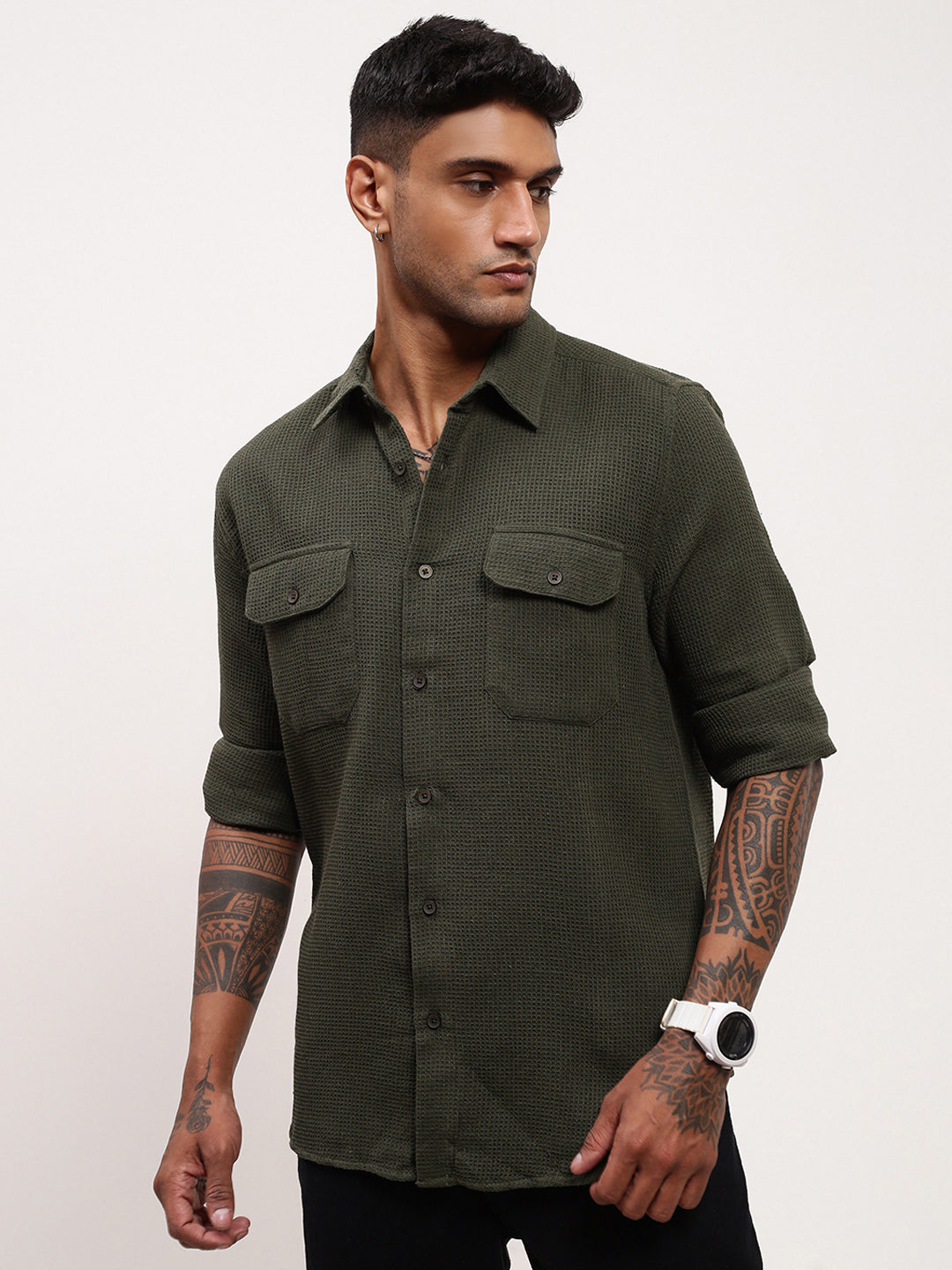 Men Green Solid Slim Fit Shirt