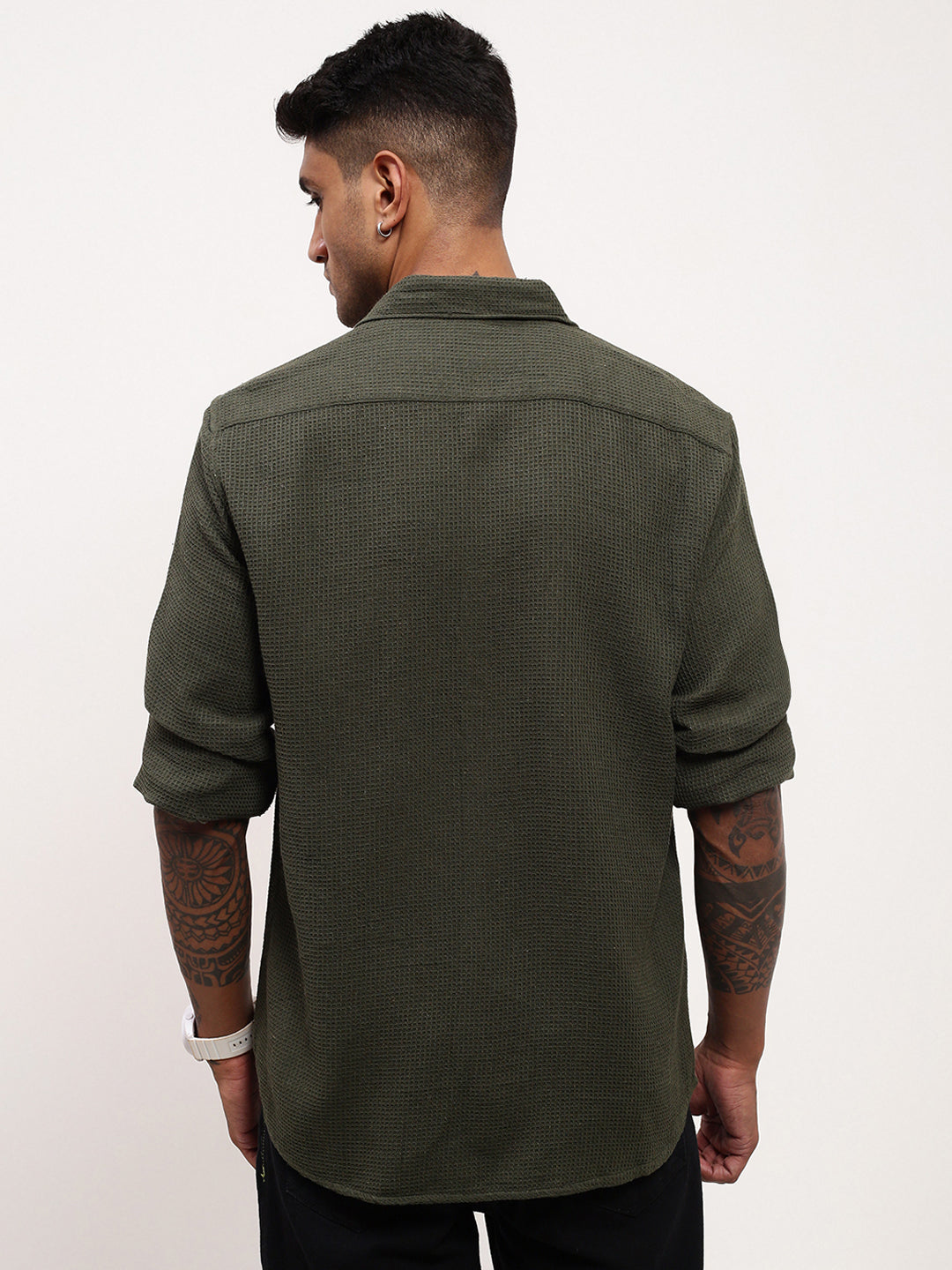 Men Green Solid Slim Fit Shirt