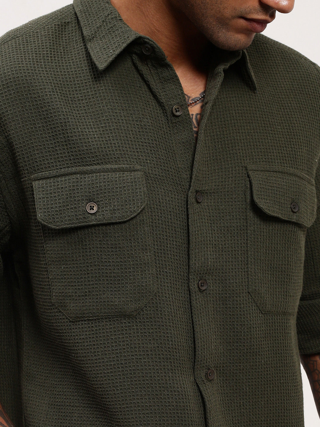 Men Green Solid Slim Fit Shirt