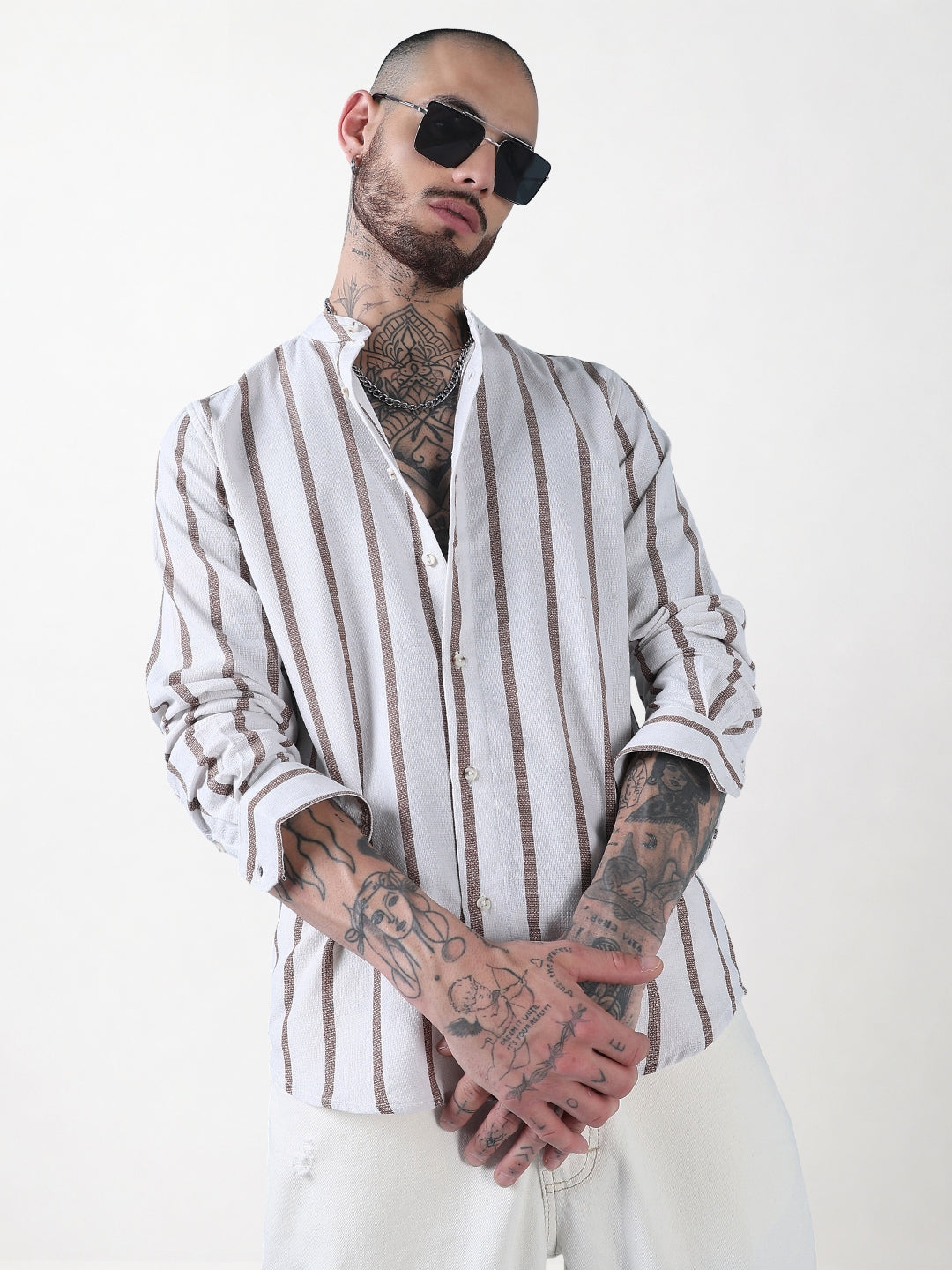 Men's Off White Striped Mandarin Collar Relaxed Fit Casual Shirt