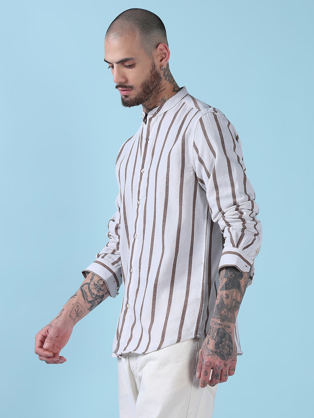 Men's Off White Striped Mandarin Collar Relaxed Fit Casual Shirt