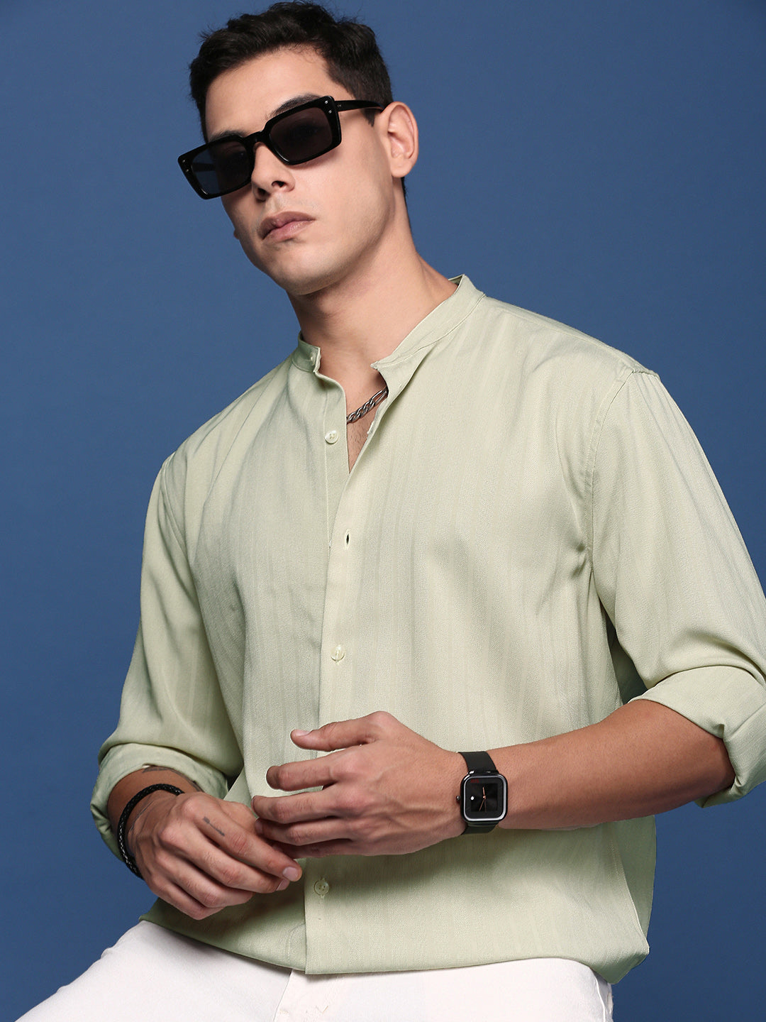 Men Mandarin Collar Solid Green Slim Fit Shirt