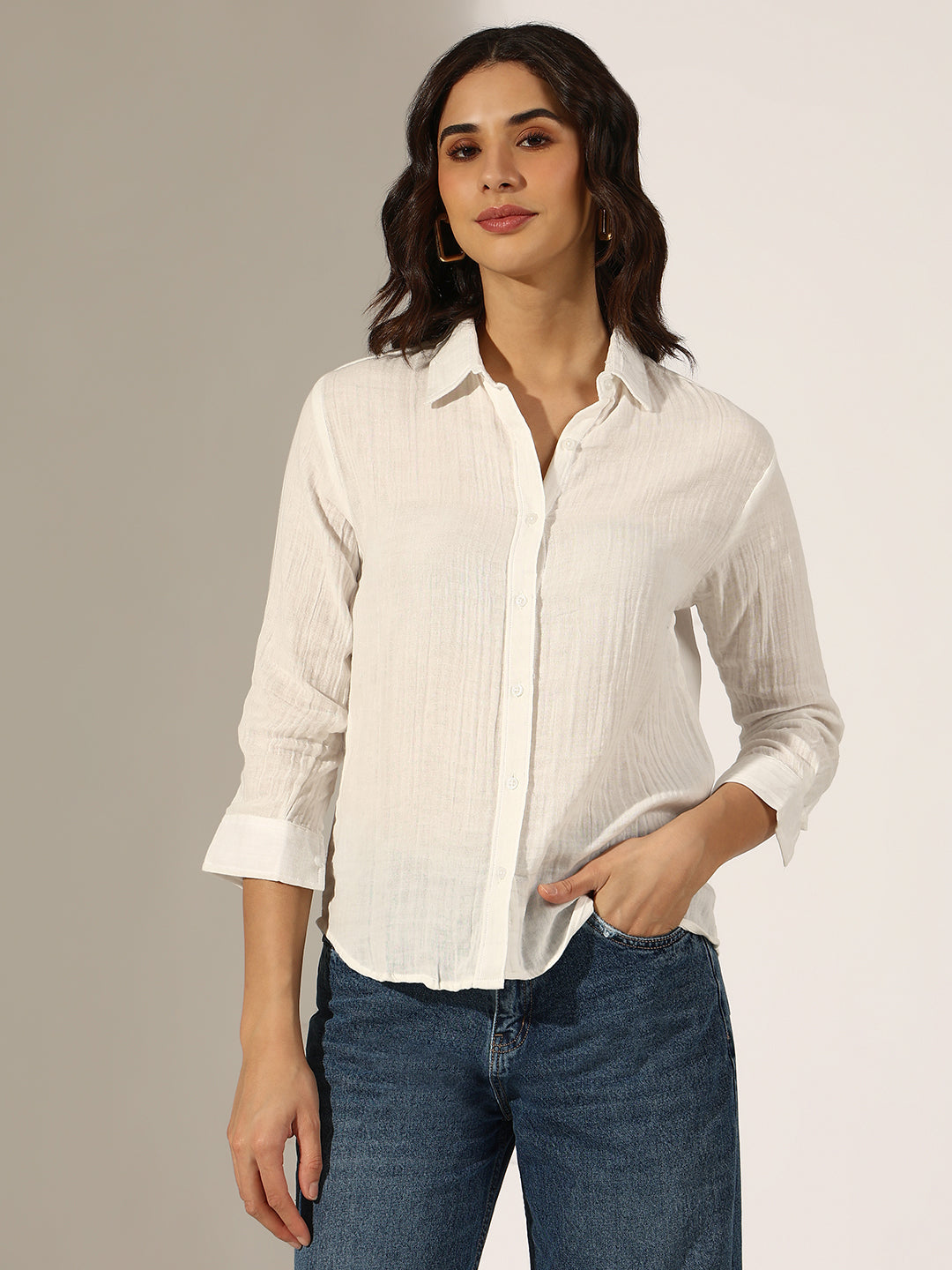 Women's Textured White Button-Down Shirt