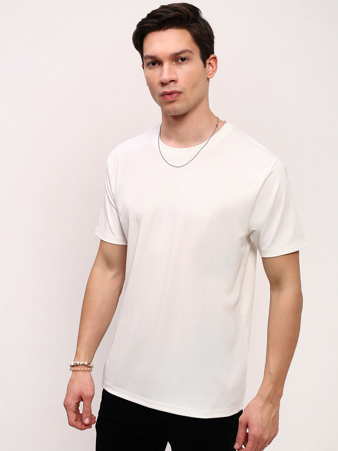 Men White Solid T Shirt