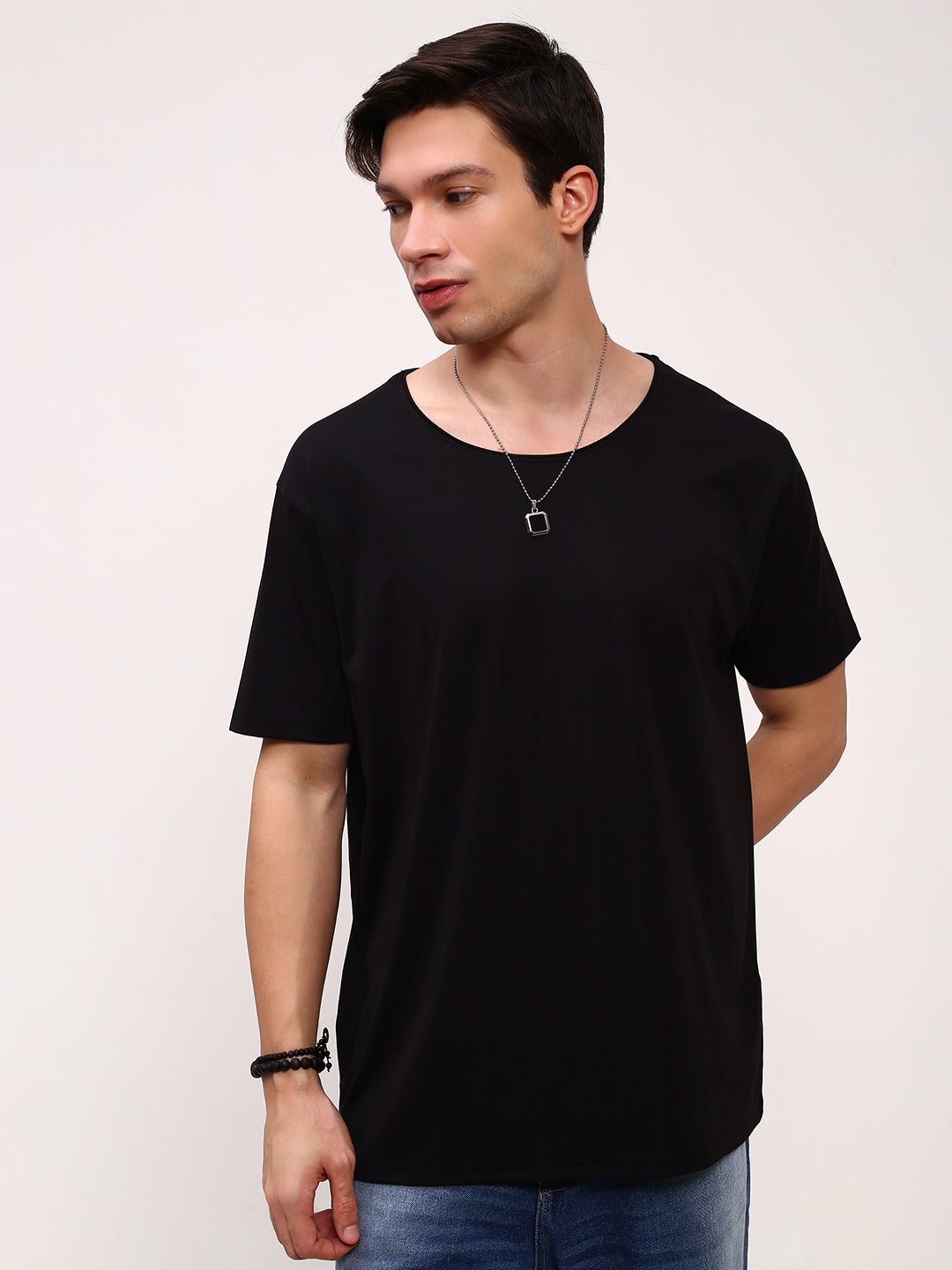 Men Black Solid T Shirt