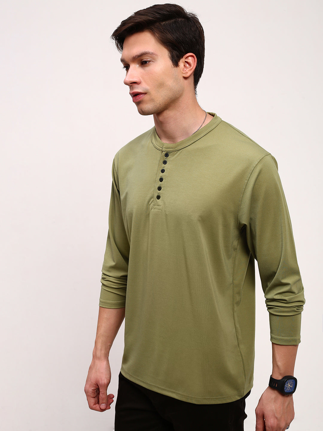 Men Green Solid T Shirt