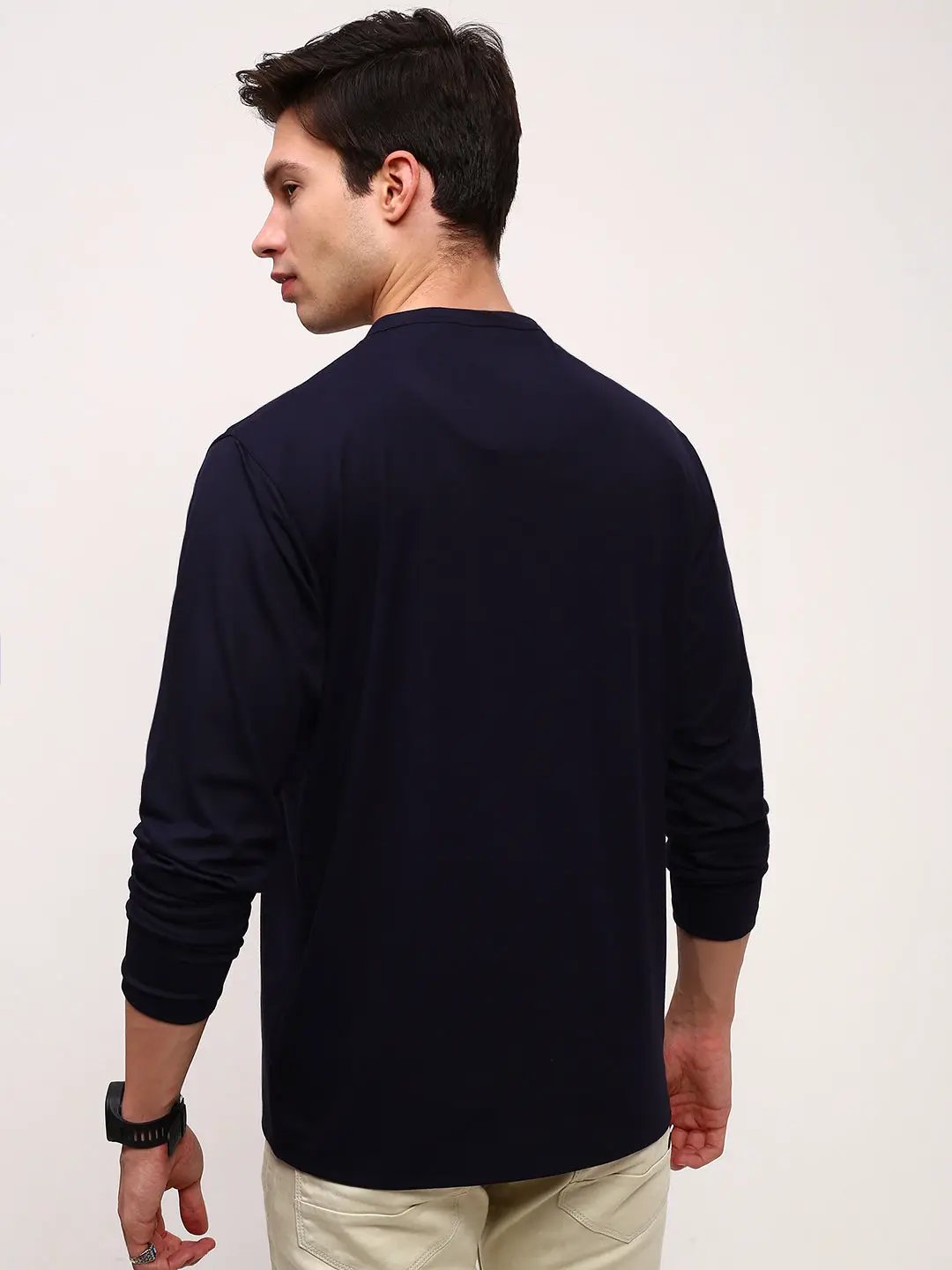 Buy Men's Navy Blue Solid Casual T-Shirt Online | Showoffff
