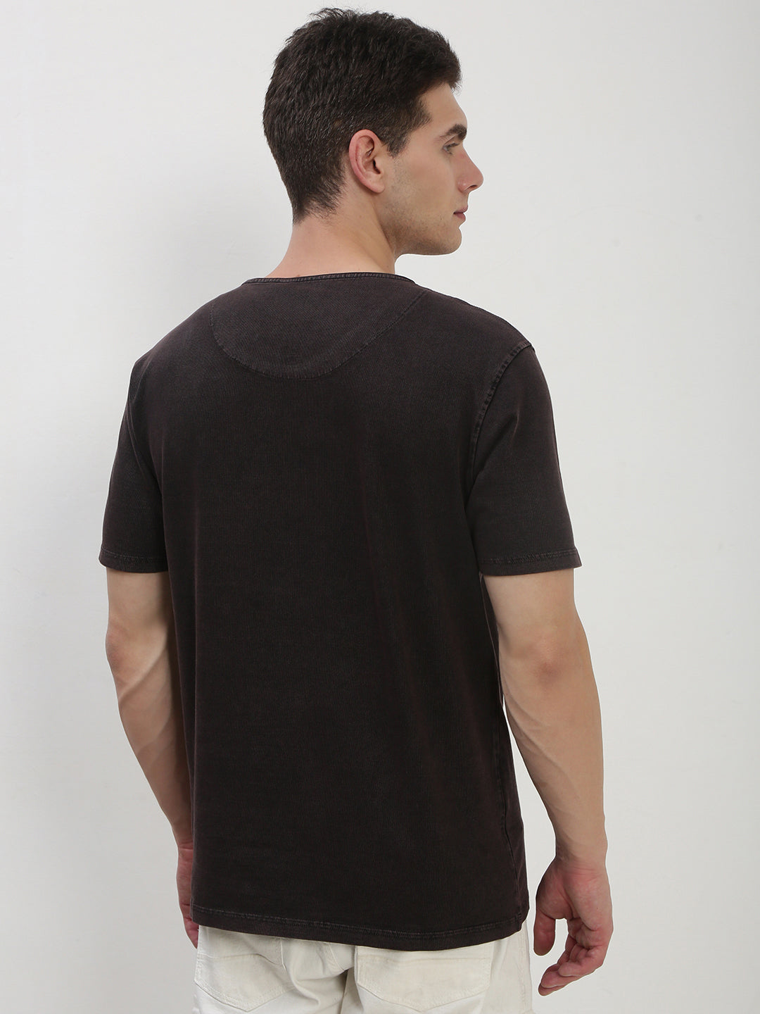 Men's Brown Solid Round Neck T-Shirt