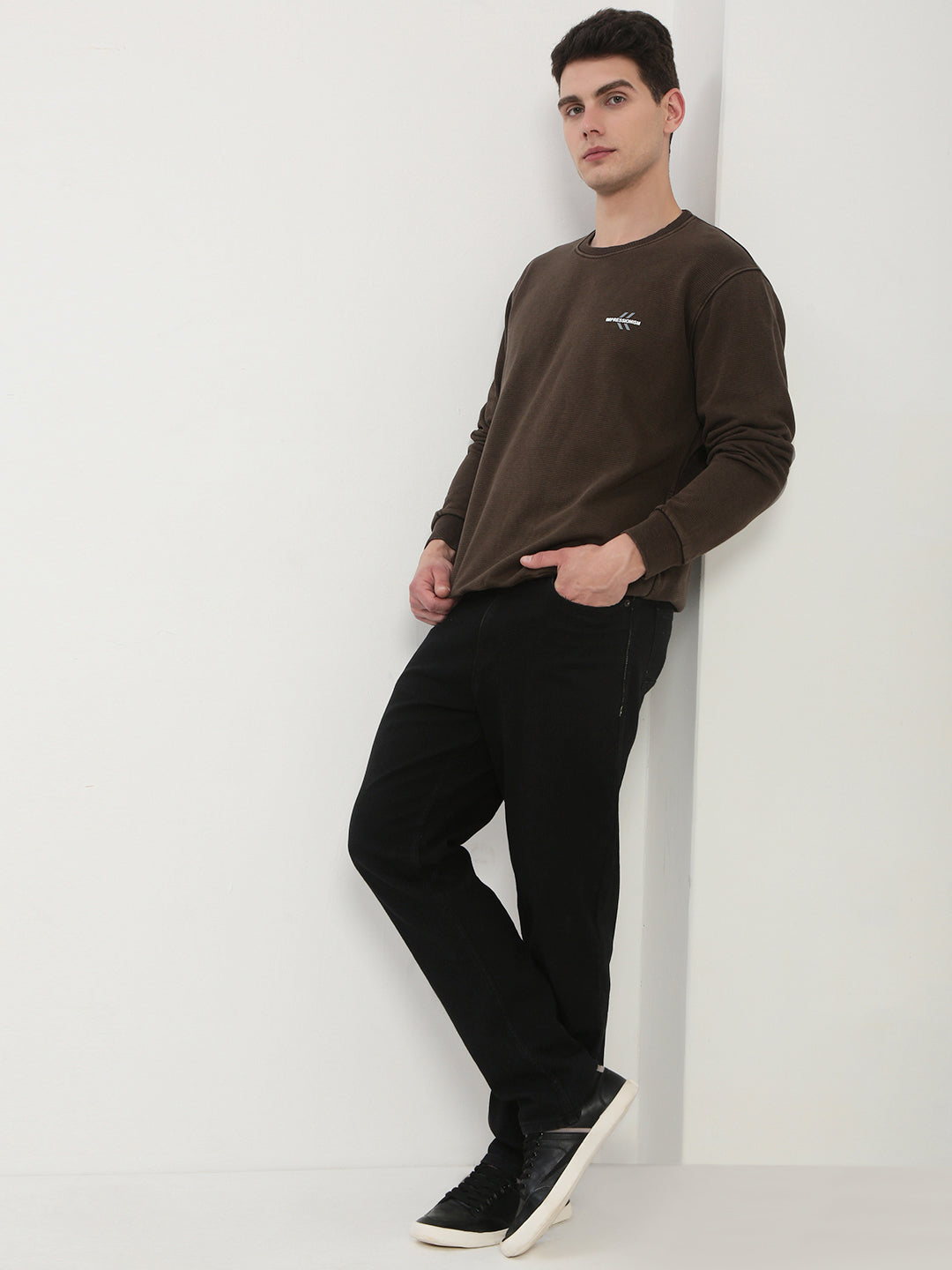 Men's Brown Solid Sweatshirt