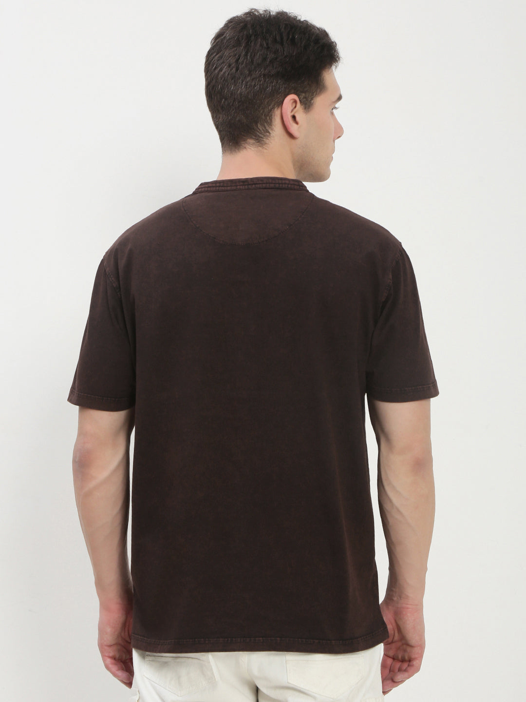 Men's Brown Solid Henley Collar T-Shirt