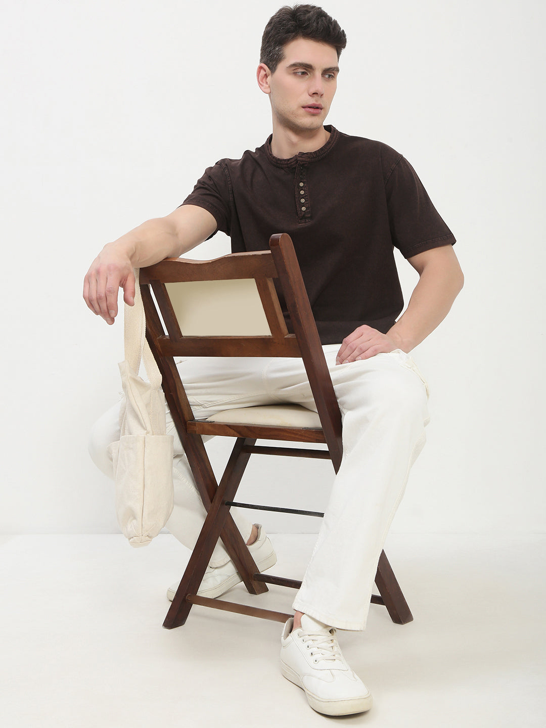 Men's Brown Solid Henley Collar T-Shirt