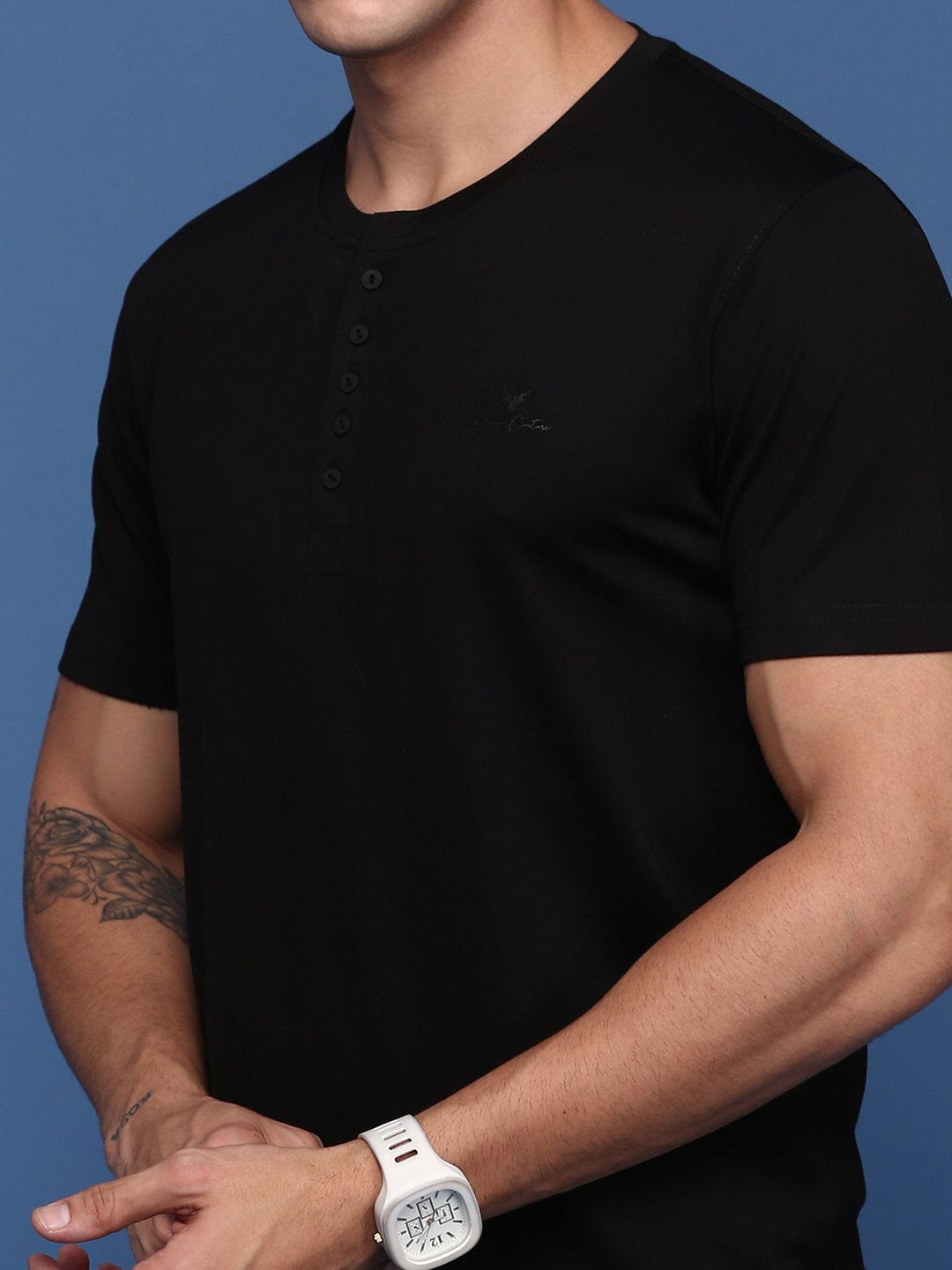 Men's Black Henley Neck Cotton Solid Slim Fit T-Shirt