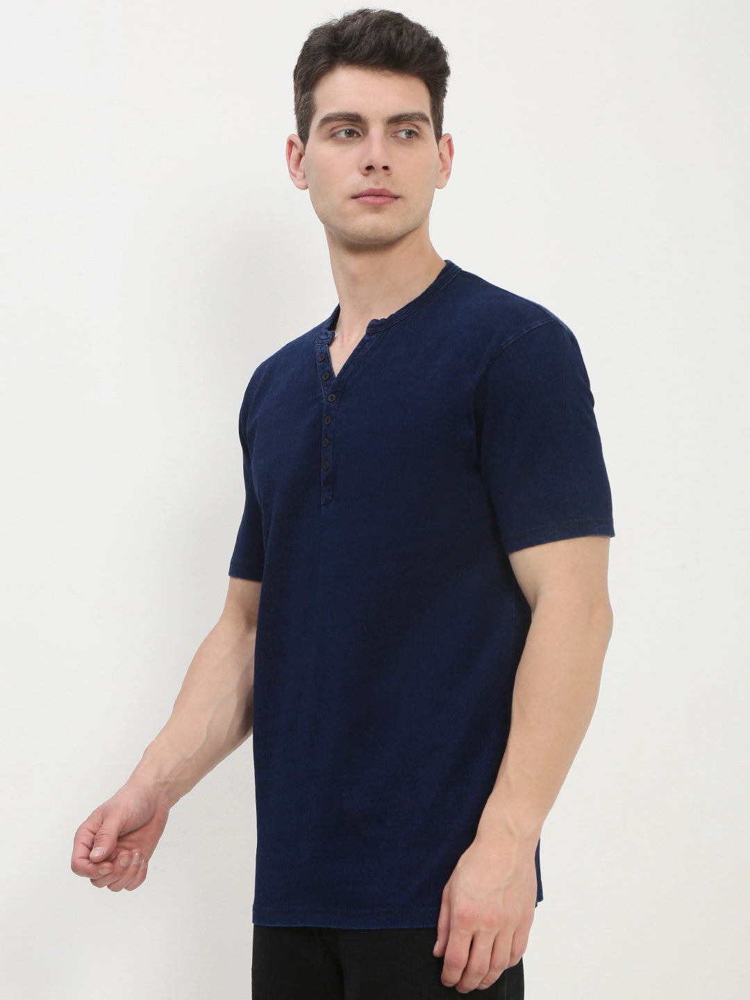 Men's Navy Blue Solid Henley Collar T-Shirt