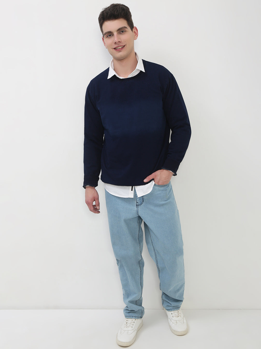 Men's Navy Blue Solid Sweatshirt