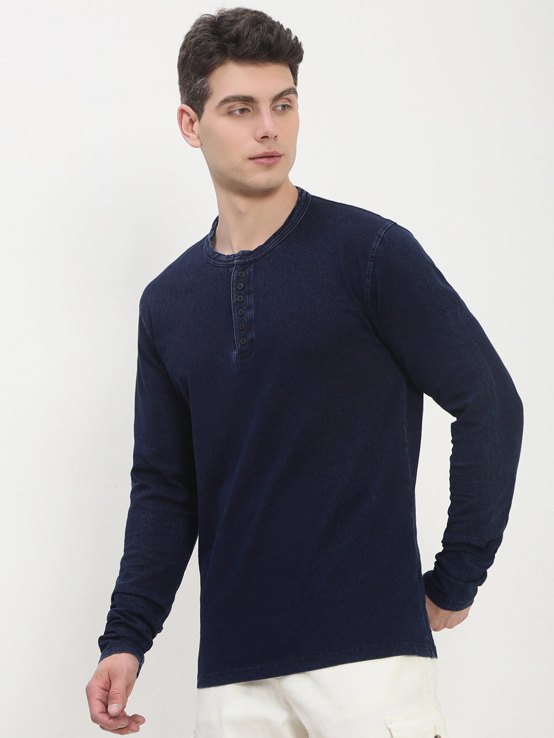 Men's Navy Blue Solid Henley Collar T-Shirt