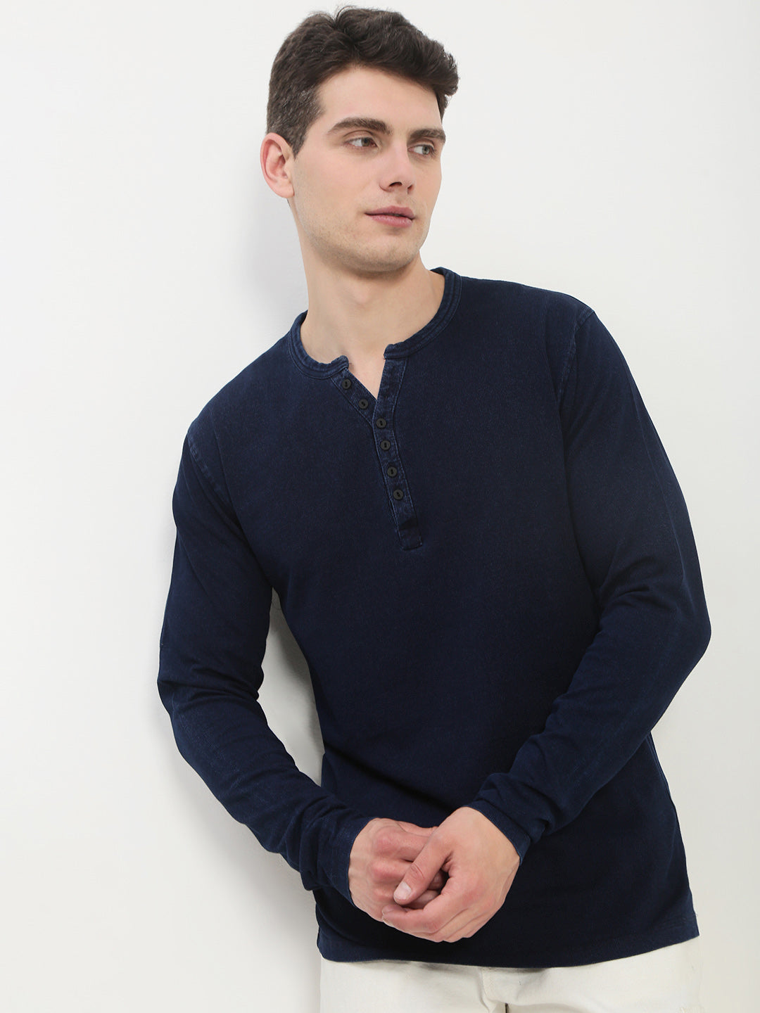 Men's Navy Blue Solid Henley Collar T-Shirt
