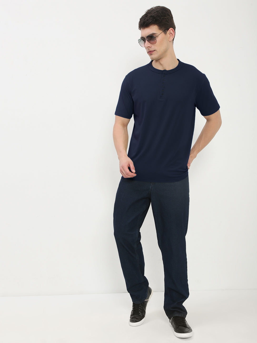 Men's Navy Blue Henley Collar Slim Fit T-Shirt