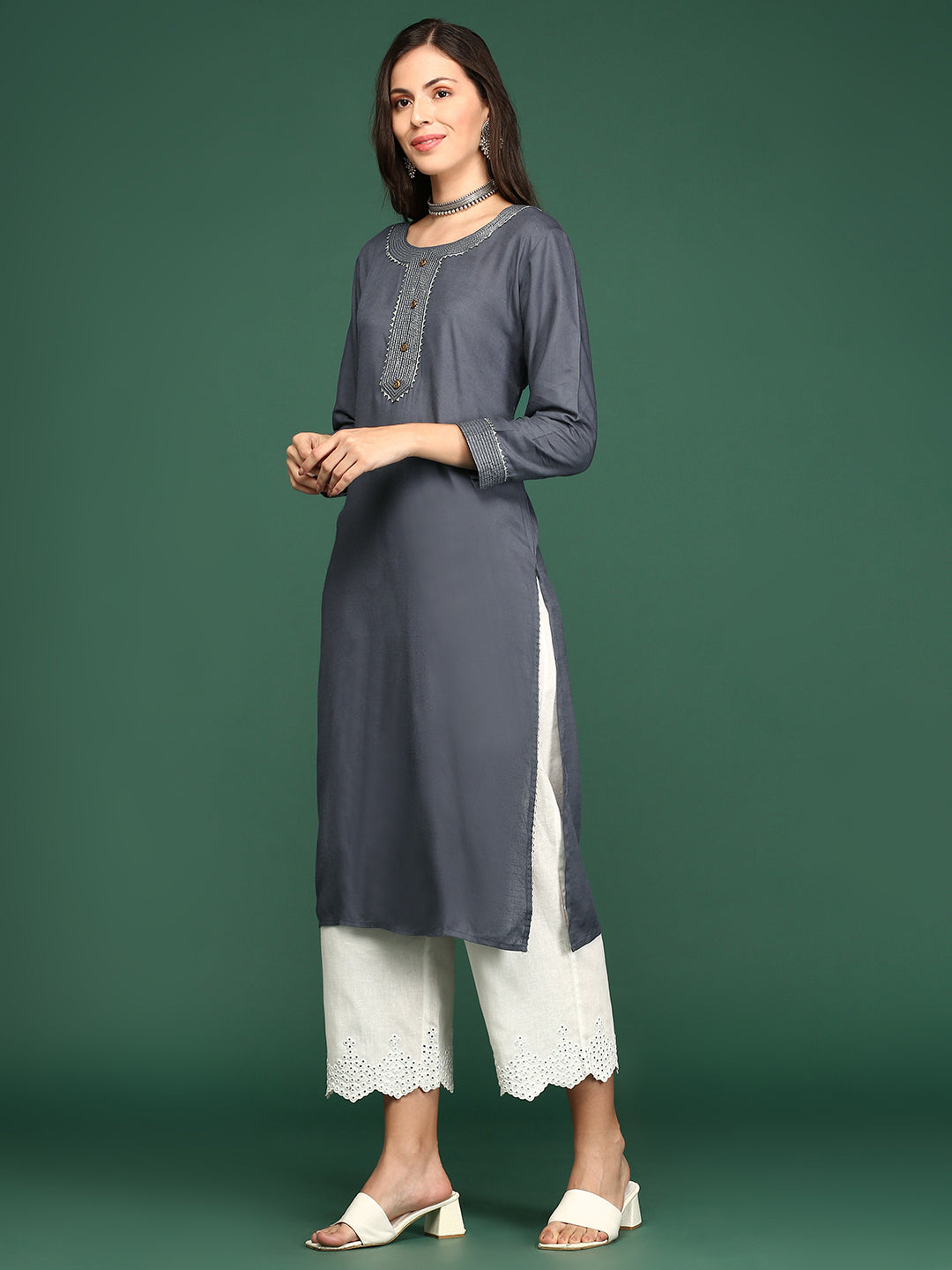 Women's Grey Solid Straight Kurta