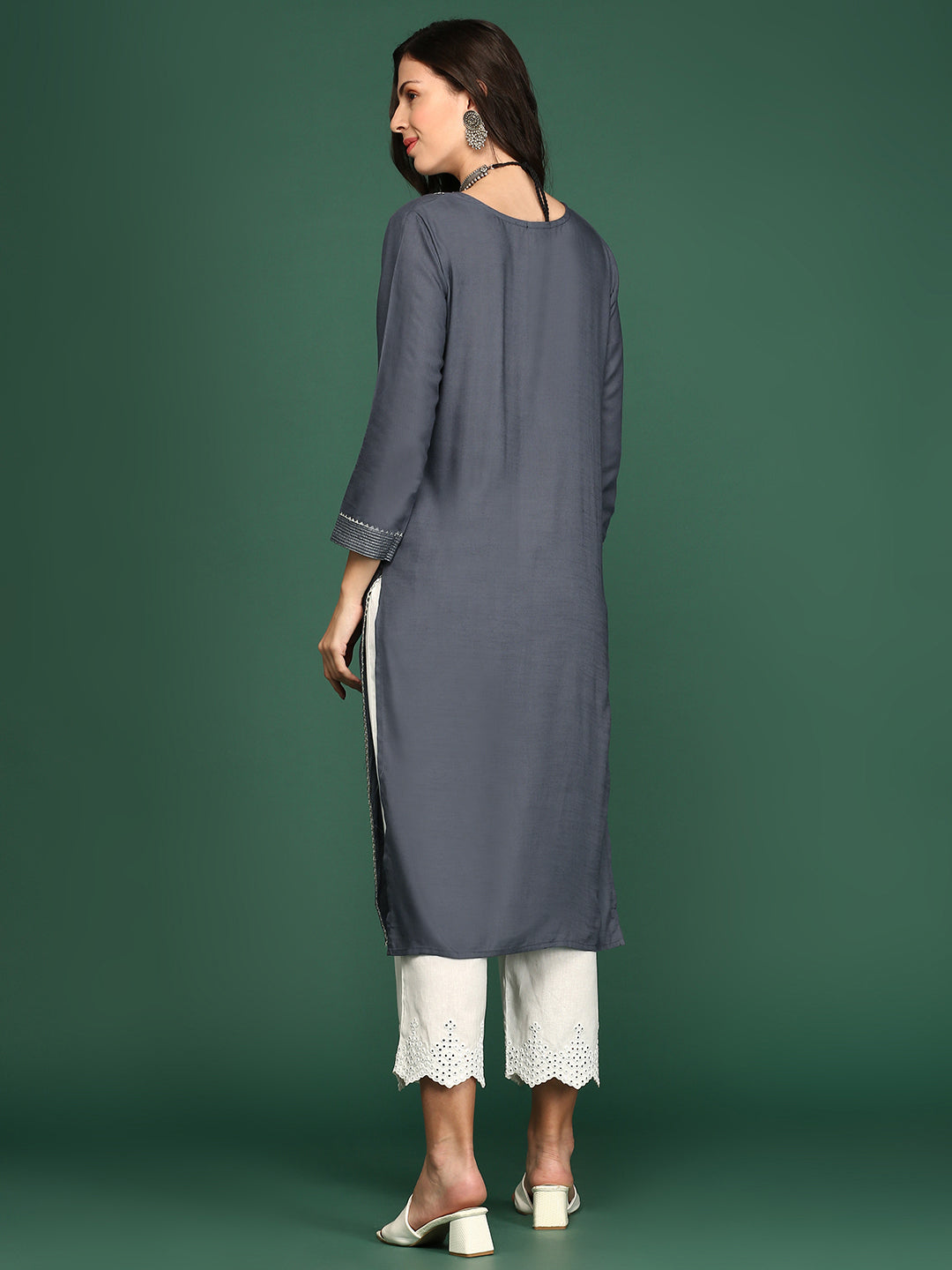 Women's Grey Solid Straight Kurta