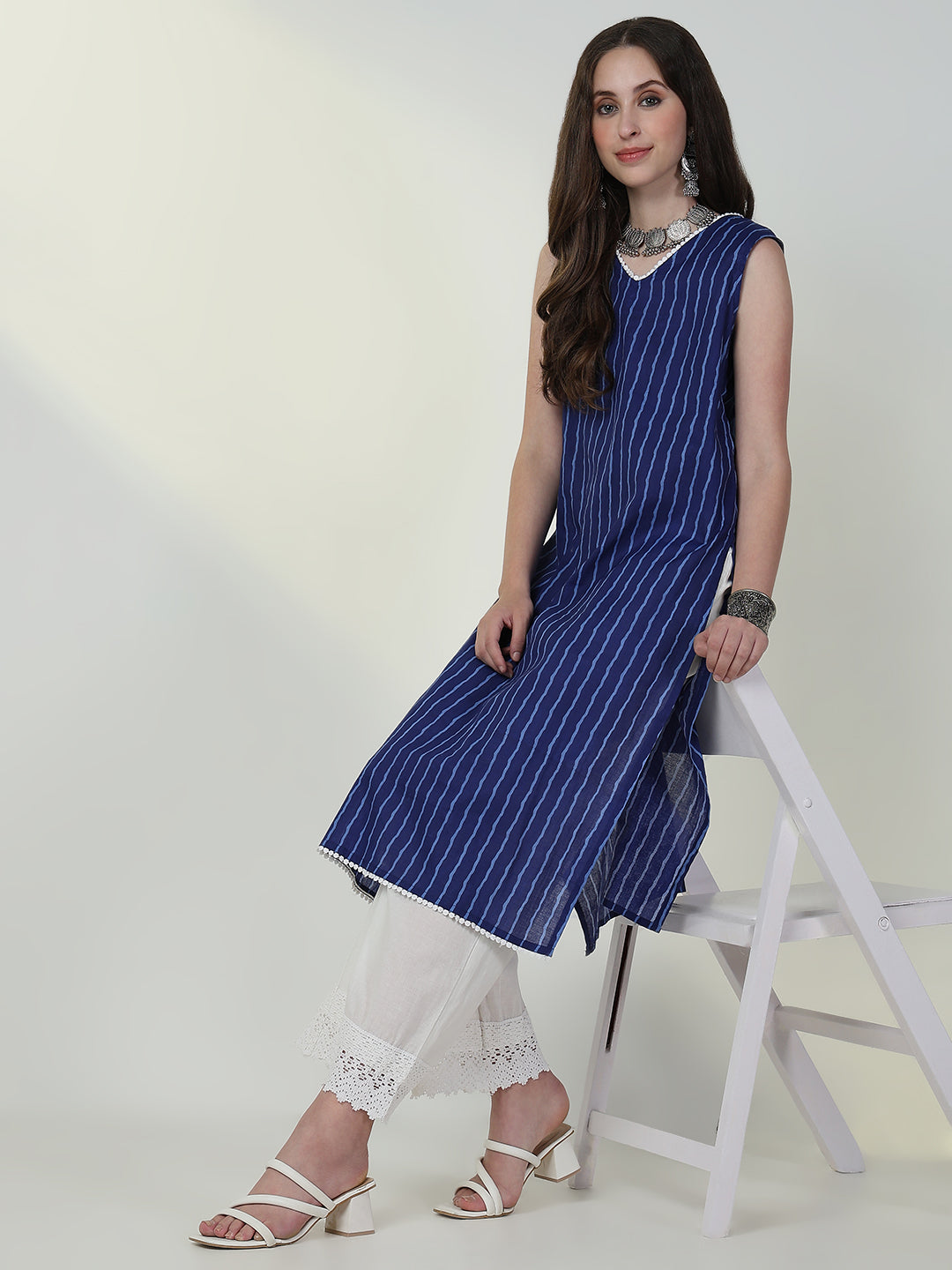 Women Striped Blue Straight Kurta Set