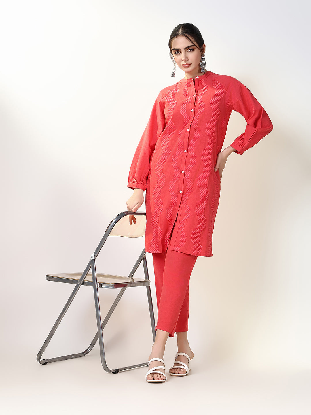 Women Solid Pink Straight Kurta Set