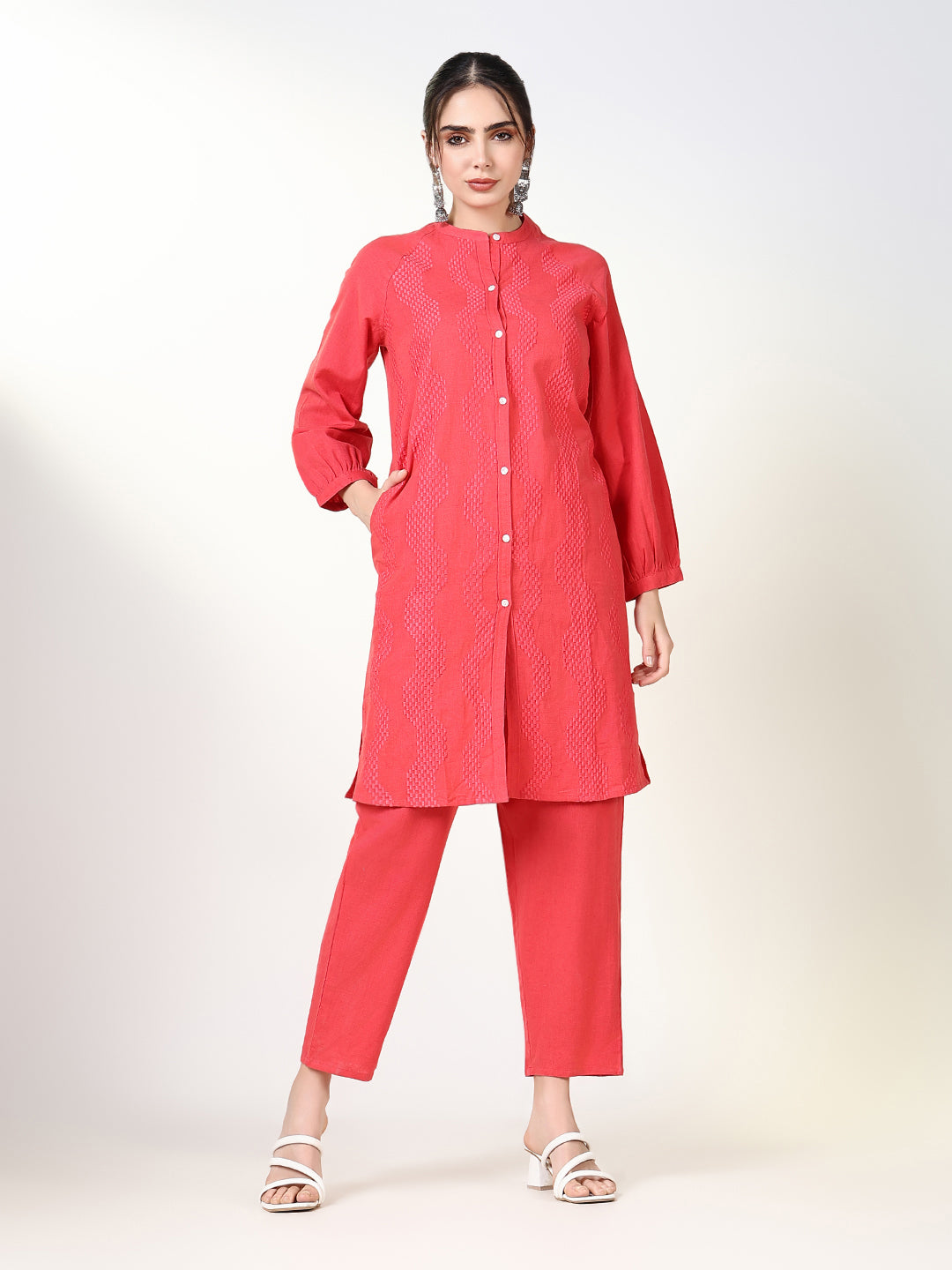 Women Solid Pink Straight Kurta Set