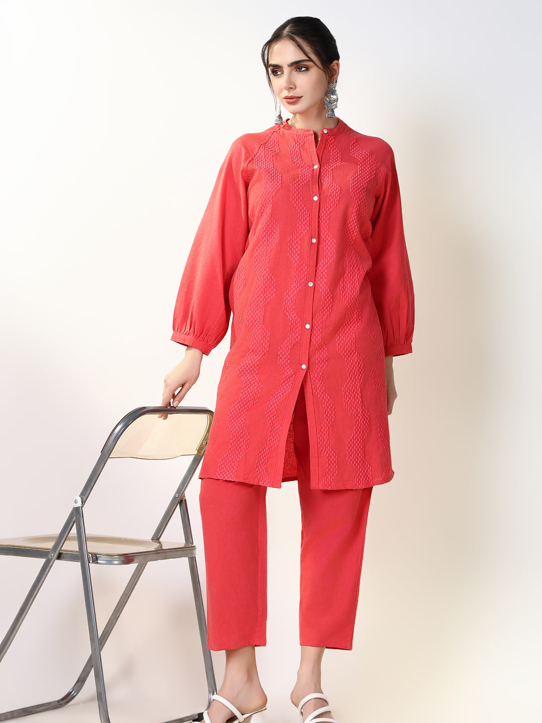 Women Solid Pink Straight Kurta Set