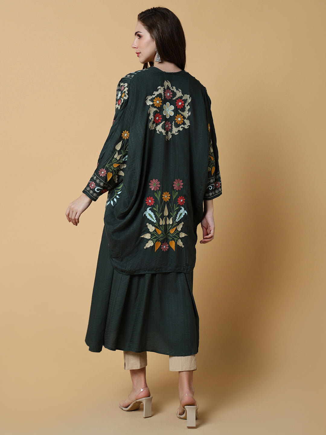 Women Green Floral A-Line Kurta with Shrug