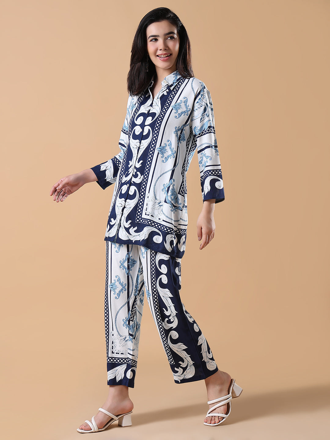 Women Navy Blue Printed Co-ords Set