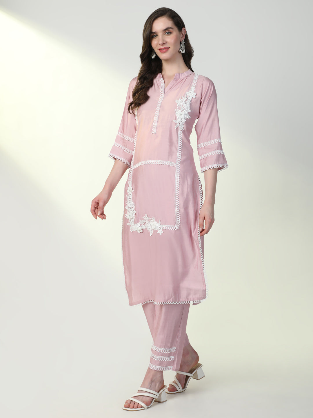 Women Pink Solid Kurta Set with Dupatta