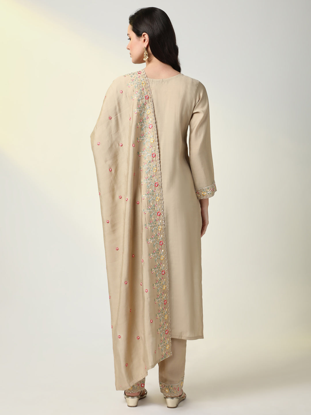 Women Beige Floral Kurta Set with Dupatta