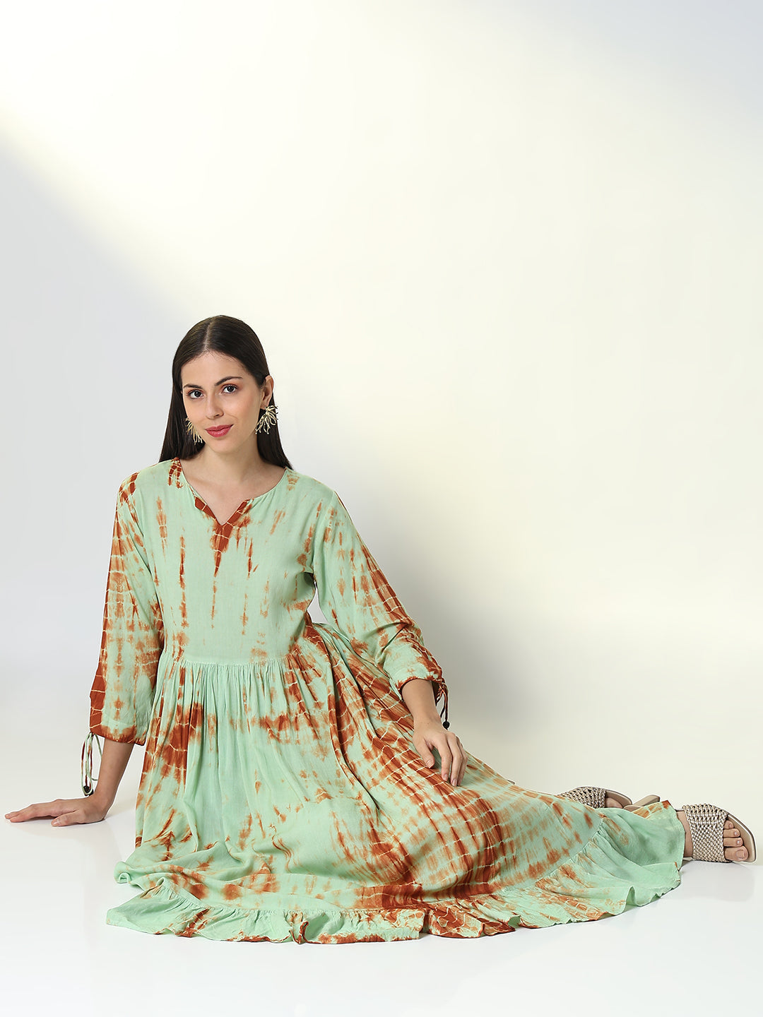 Women Green Abstract Anarkali Kurta