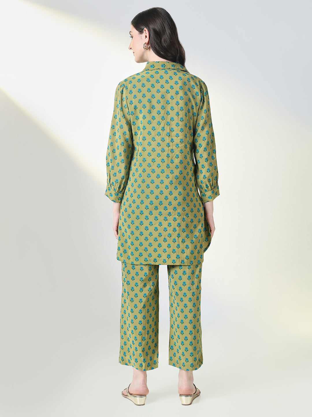 Women Green Graphic Straight Kurta Set