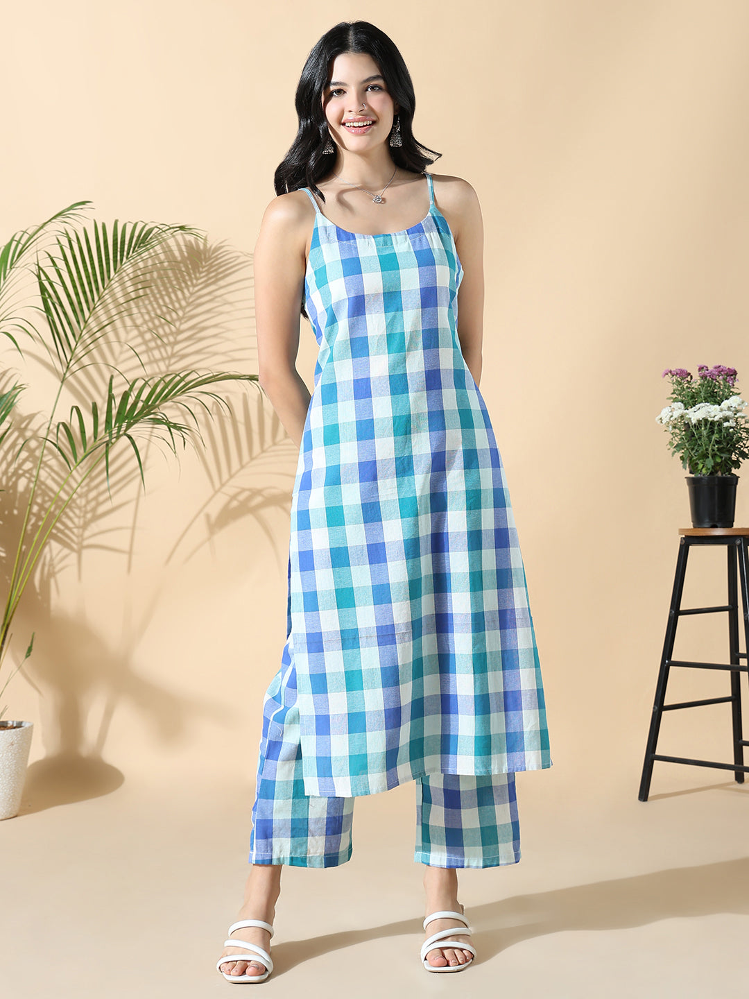 Women Checked Straight Blue Kurta Set