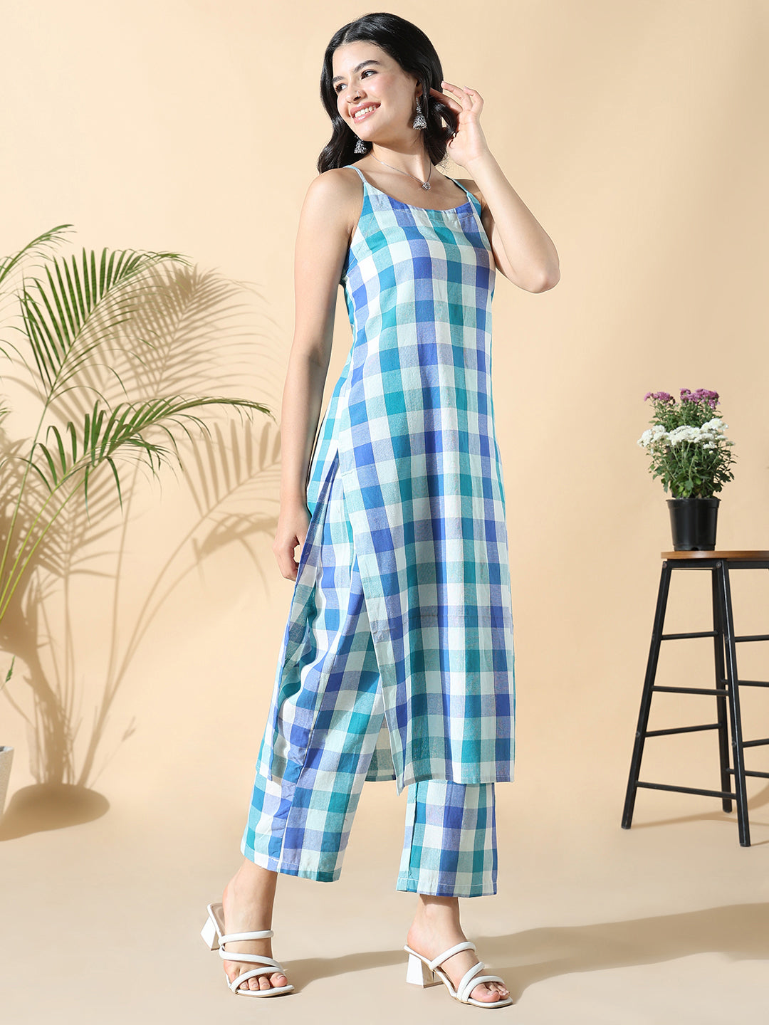 Women Checked Straight Blue Kurta Set