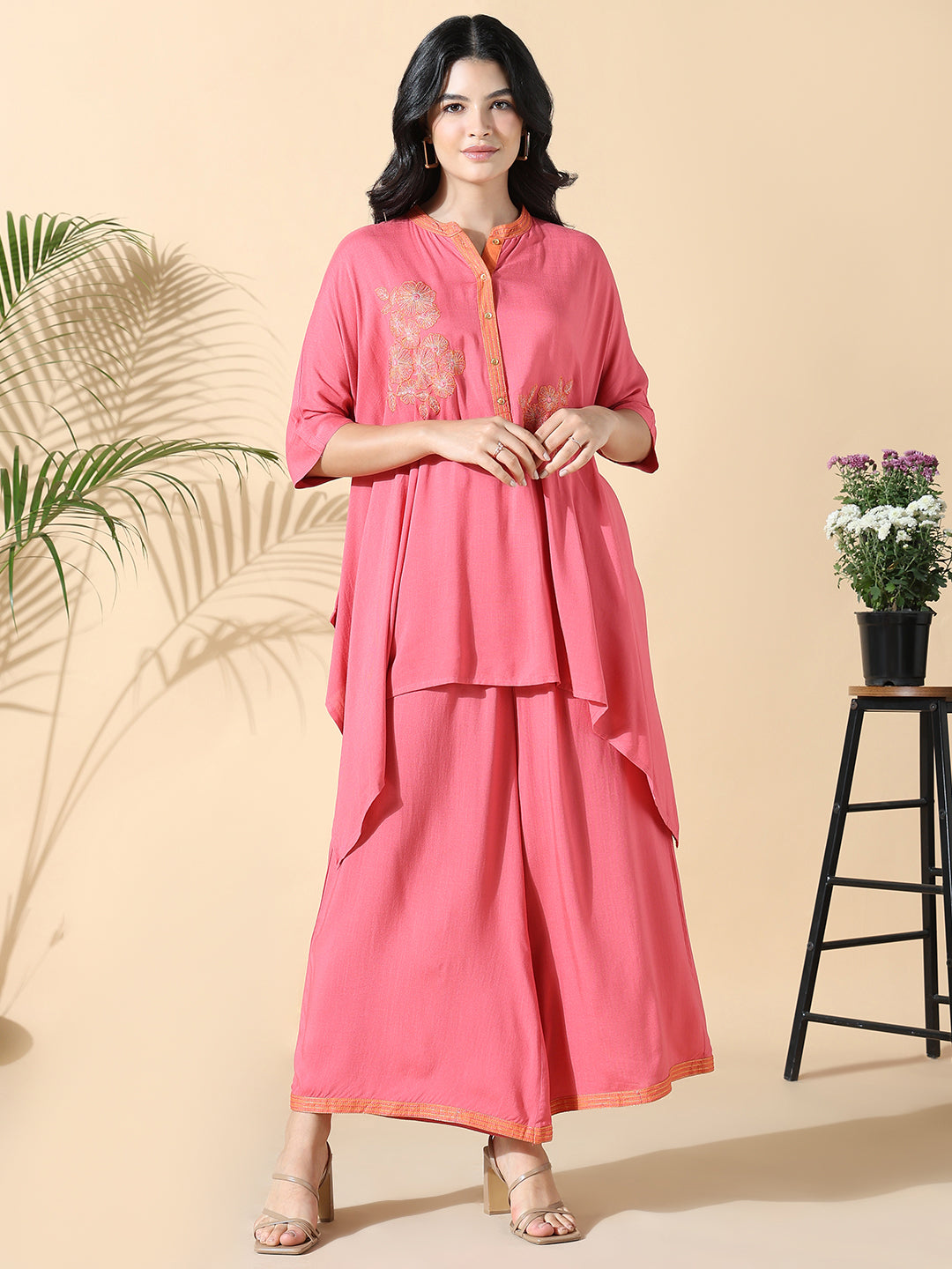 Women Solid Kaftan Embroidered Pink Kurta with Palazzos