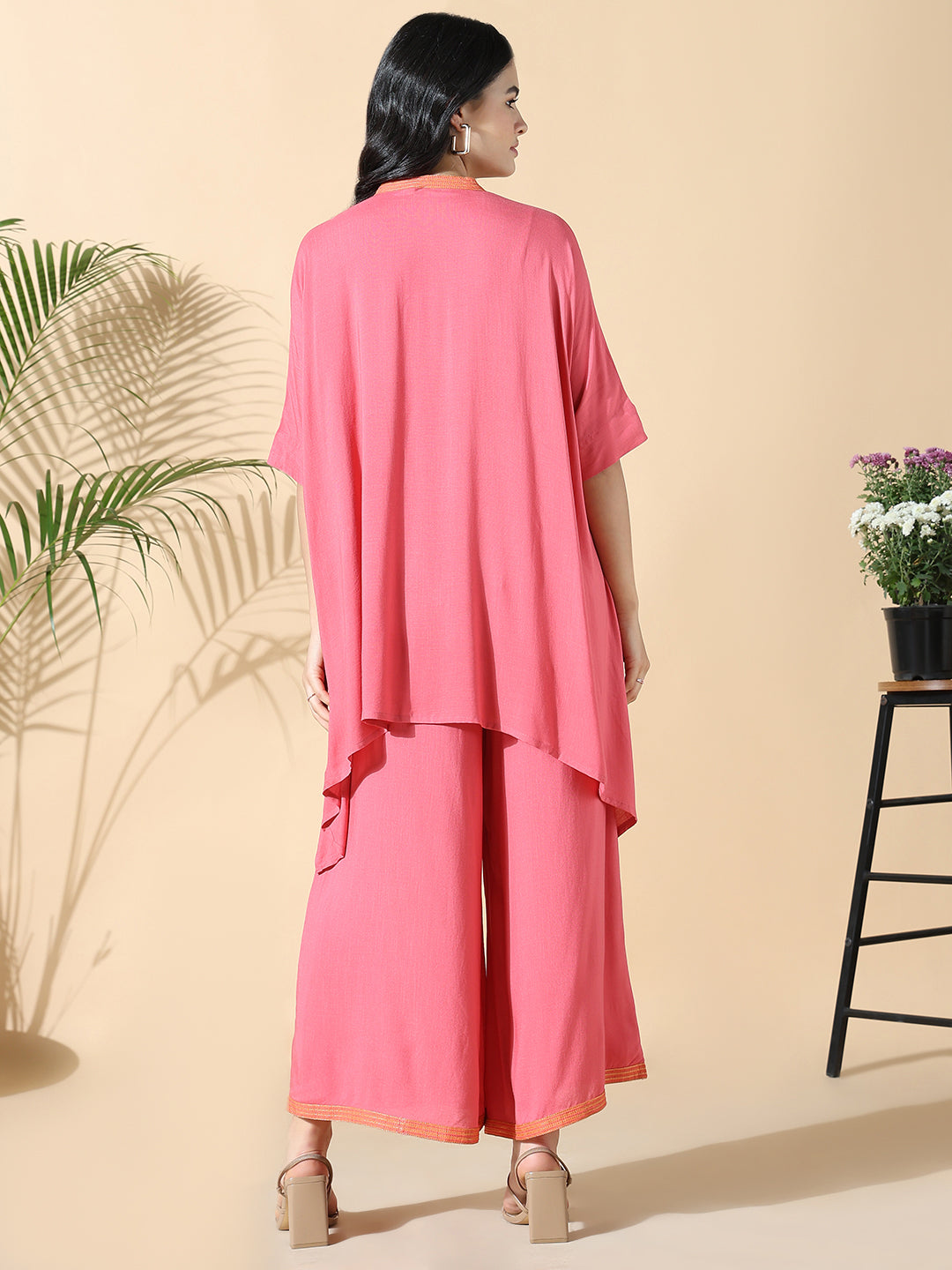 Women Solid Kaftan Embroidered Pink Kurta with Palazzos