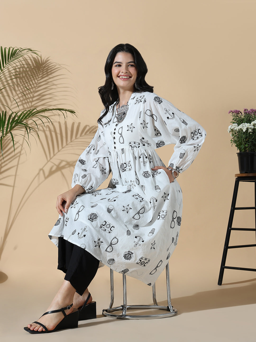 Women Cotton Graphic Anarkali White Kurta Set