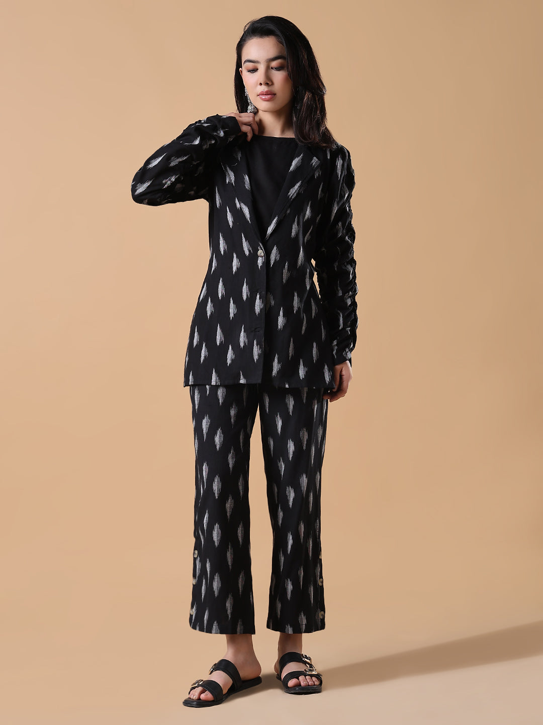 Women Black Printed Co-ords Set with Blazer