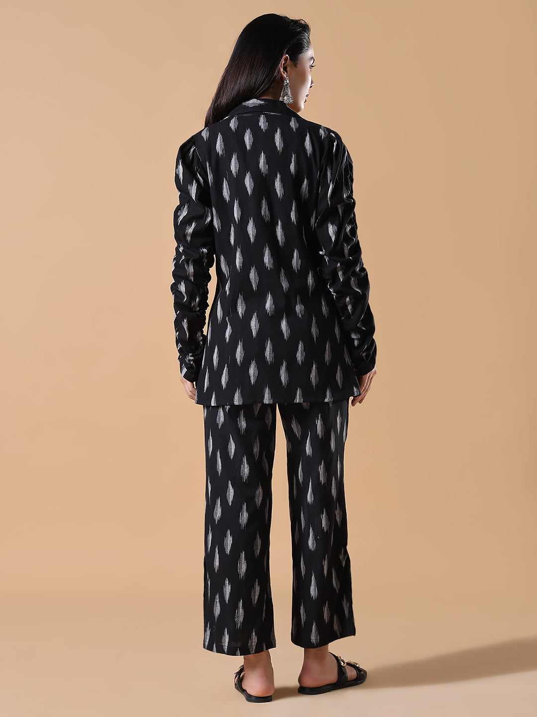 Women Black Printed Co-ords Set with Blazer