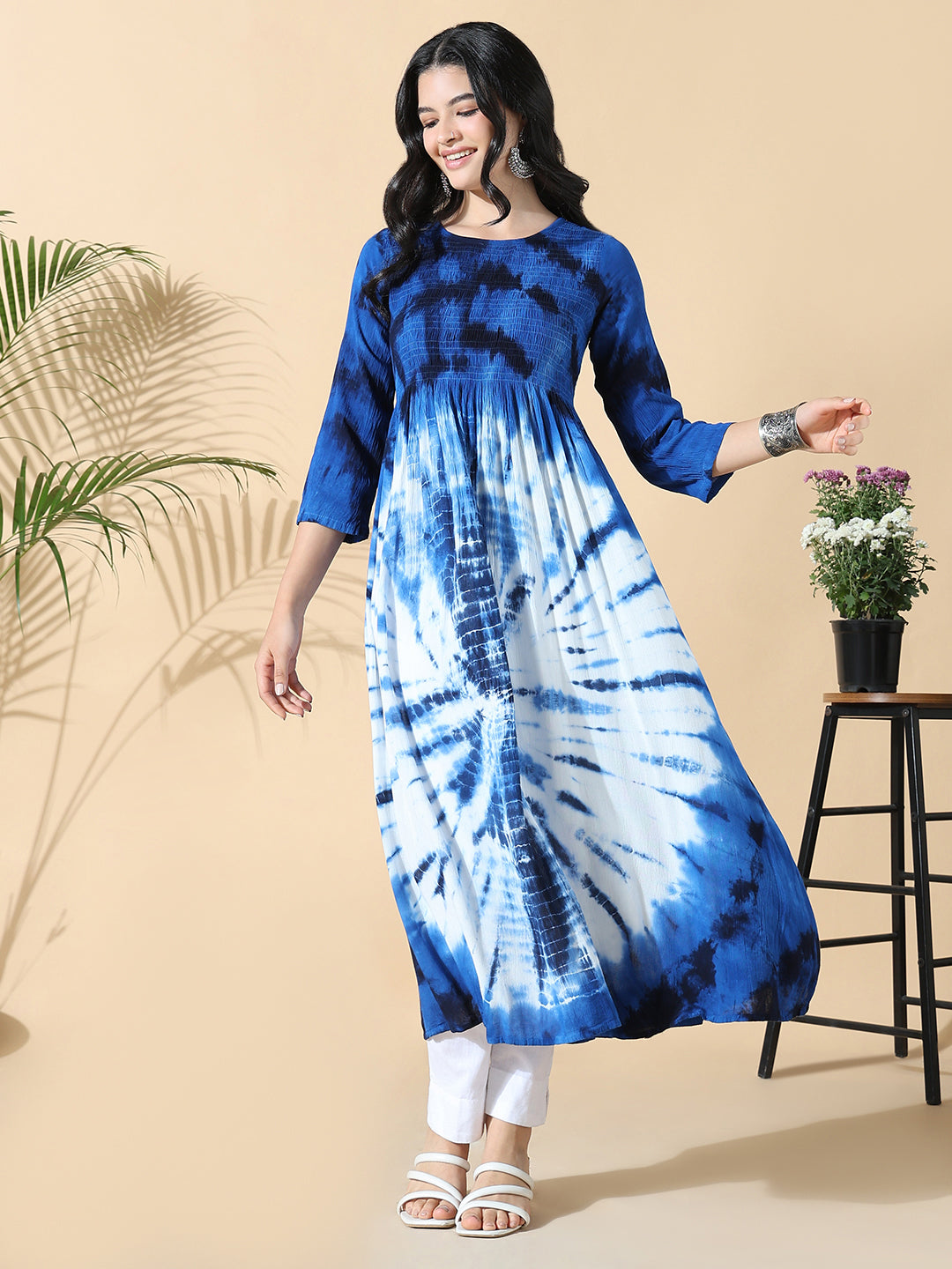 Women Navy Blue Dyed Cotton Anarkali Kurta