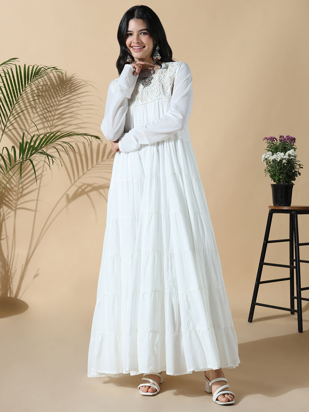 Women White Solid Cotton Anarkali Kurta with Inner