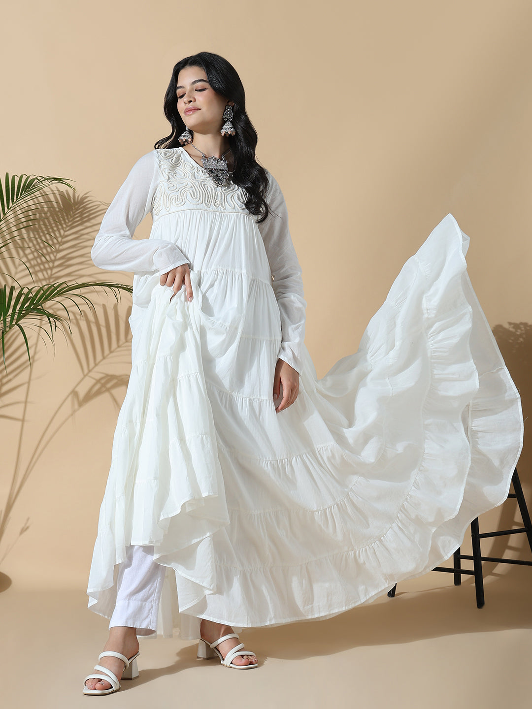 Women White Solid Cotton Anarkali Kurta with Inner